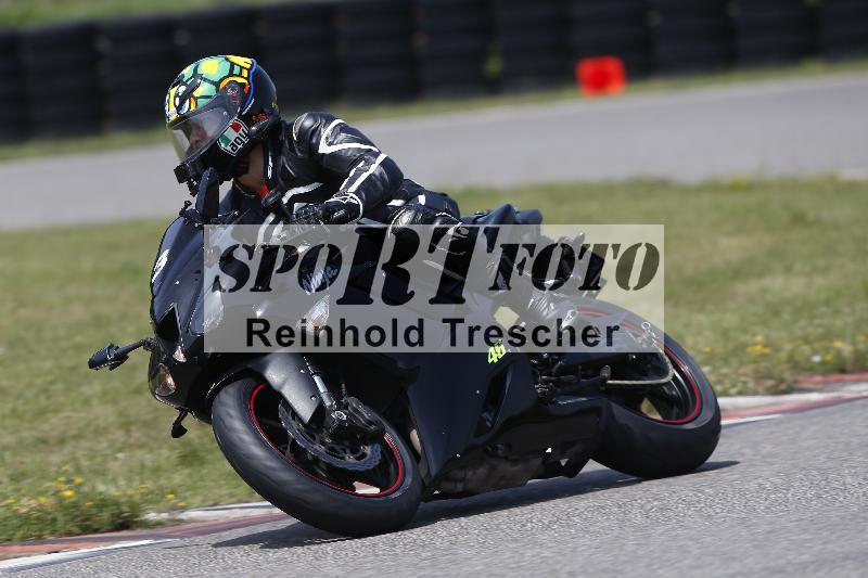 /27 12.06.2025 Ducati Schweiz Trackday Warmup  ADR/blau-bleu/3